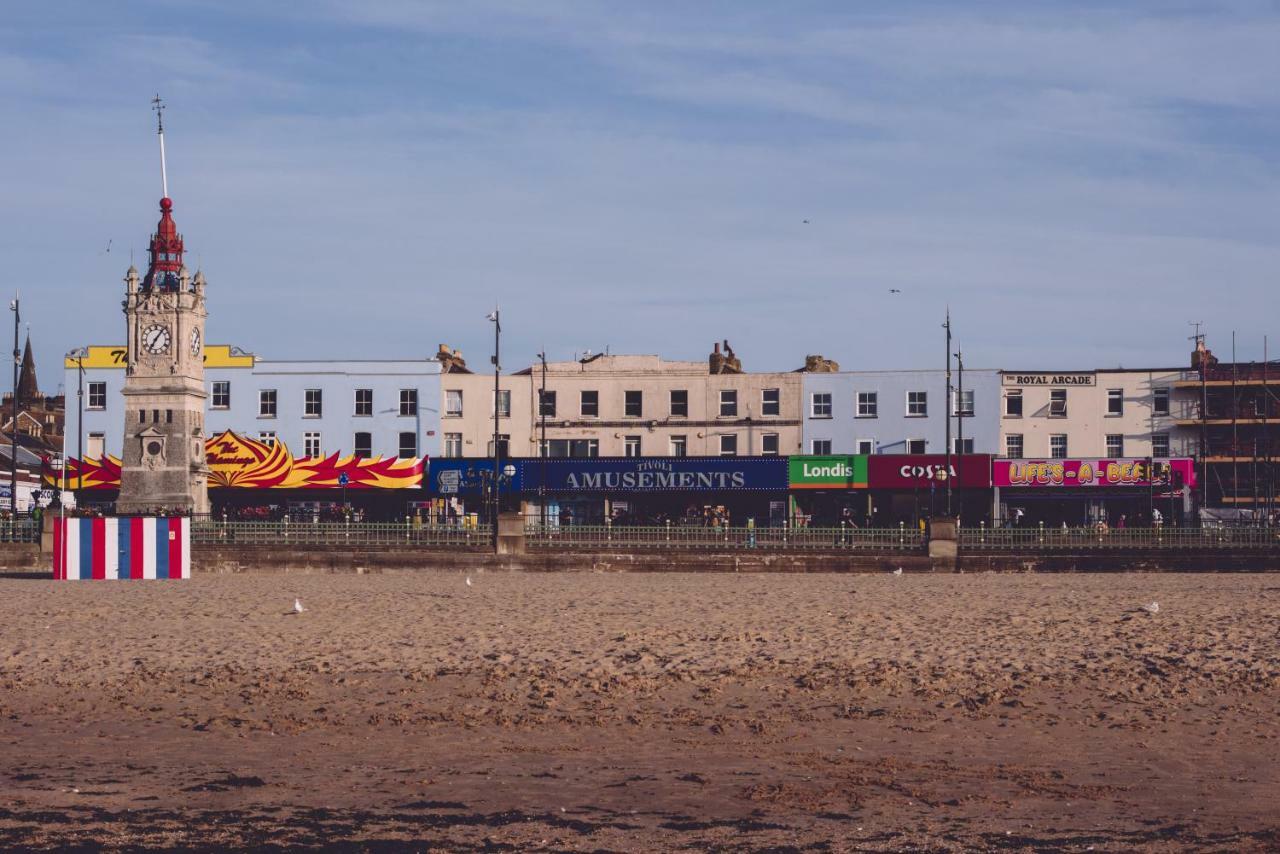 The Sunset Apartment - Margate Beach - By Goldex Coastal Breaks Exterior photo